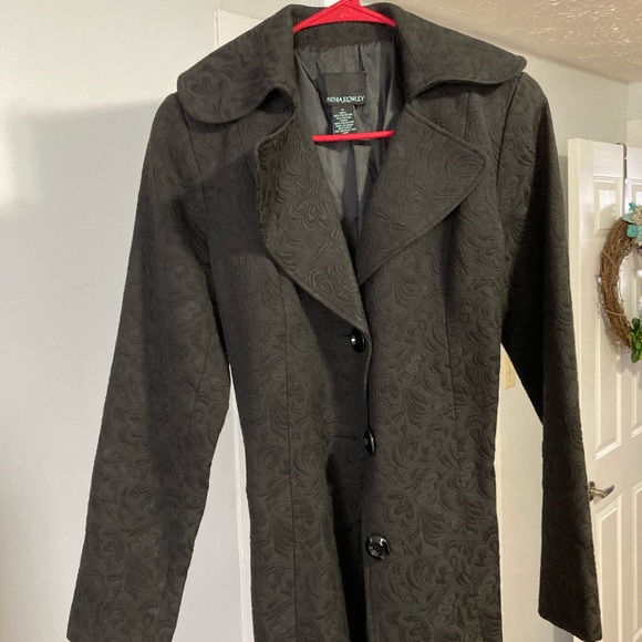 Ladies Pea Coat With Belt - Picture 11 of 11